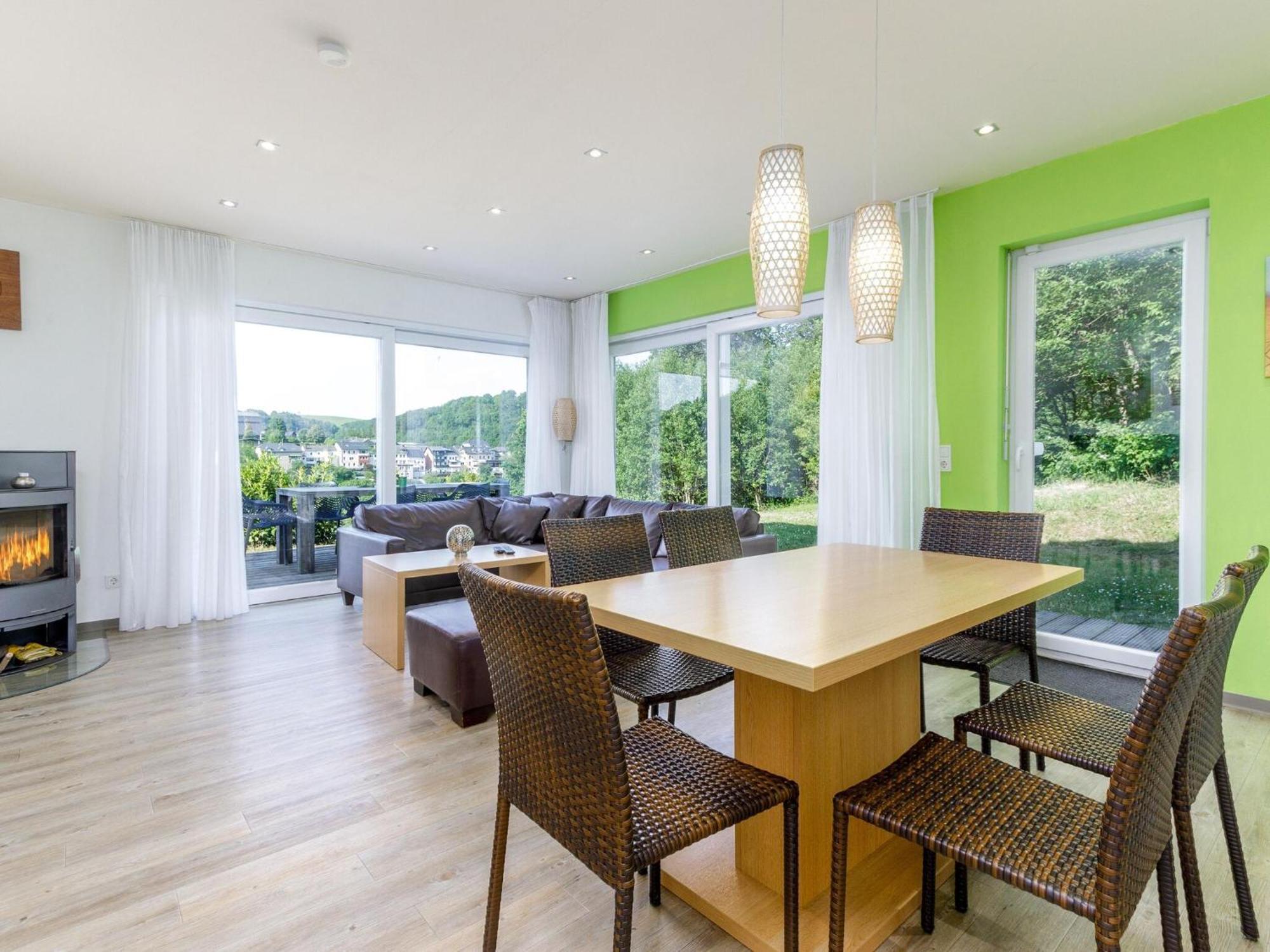 Luxurious Bungalow In Waxweiler In The Eifel المظهر الخارجي الصورة