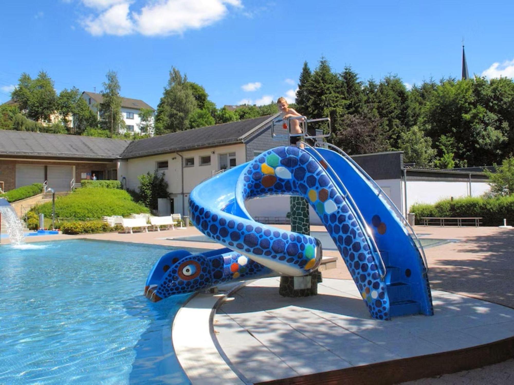 Luxurious Bungalow In Waxweiler In The Eifel المظهر الخارجي الصورة