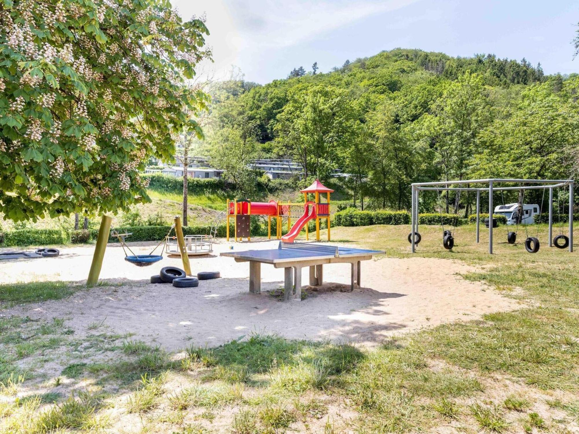 Luxurious Bungalow In Waxweiler In The Eifel المظهر الخارجي الصورة